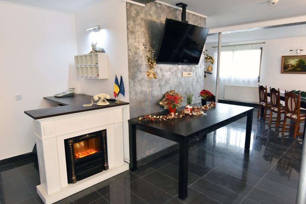 Pensiunea Casa Elena Agnita Экстерьер фото